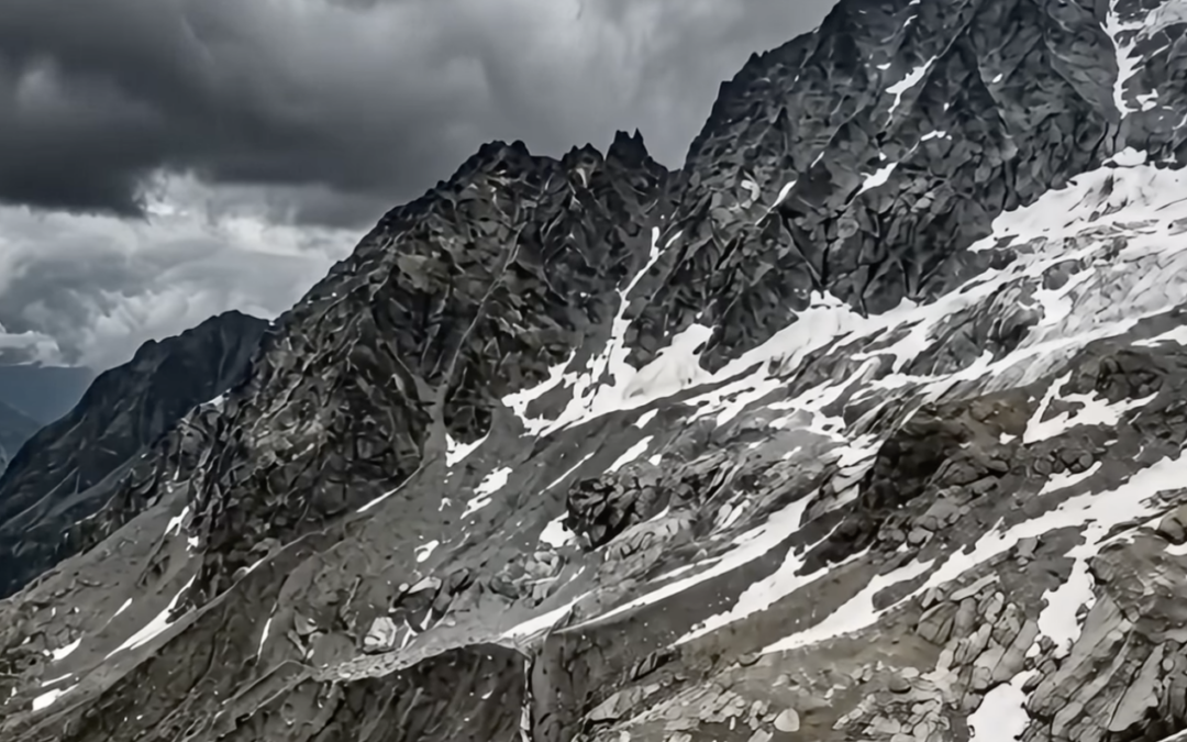 V Alpách Právě Teď Roste Trhlina Dlouhá 300 Metrů