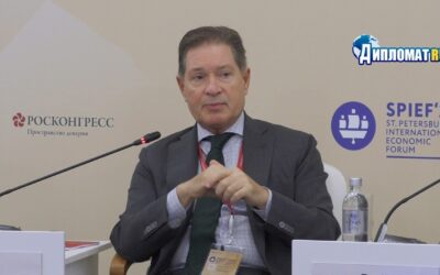Андрей Безруков: США и Китай делят мир! России придётся создавать свой блок